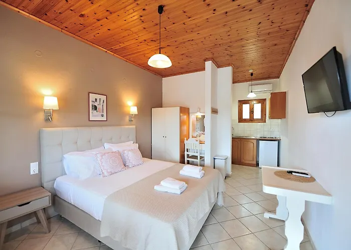 Vista Mare Skiathos Hotel 2*